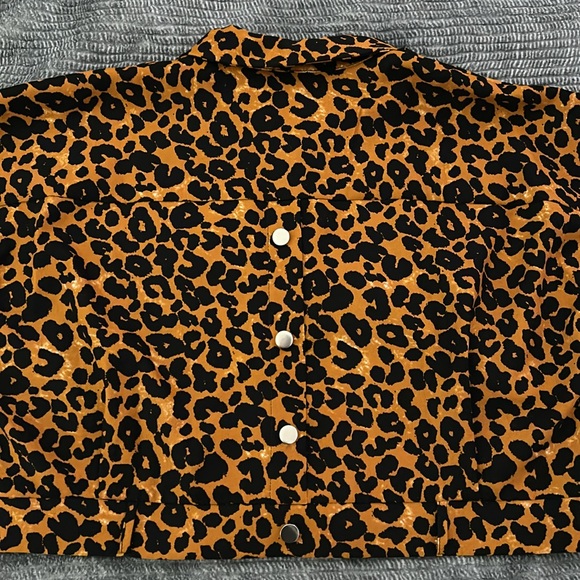 Medium SHEIN Leopard Print Jacket - Picture 4 of 4